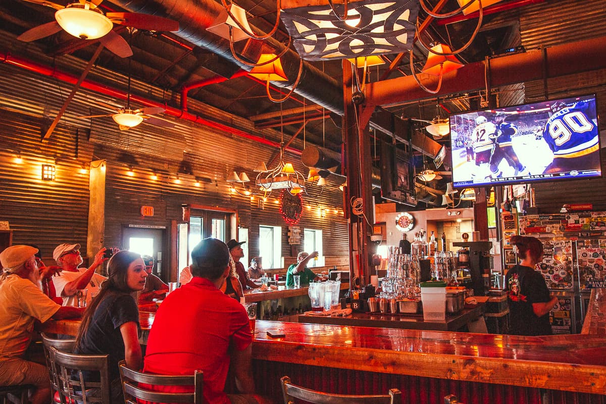 Sports Bars in Tucson: Beer, Bites & Plenty of TVs