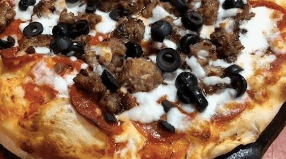 Cast Iron Cooking (Pizza!) #306