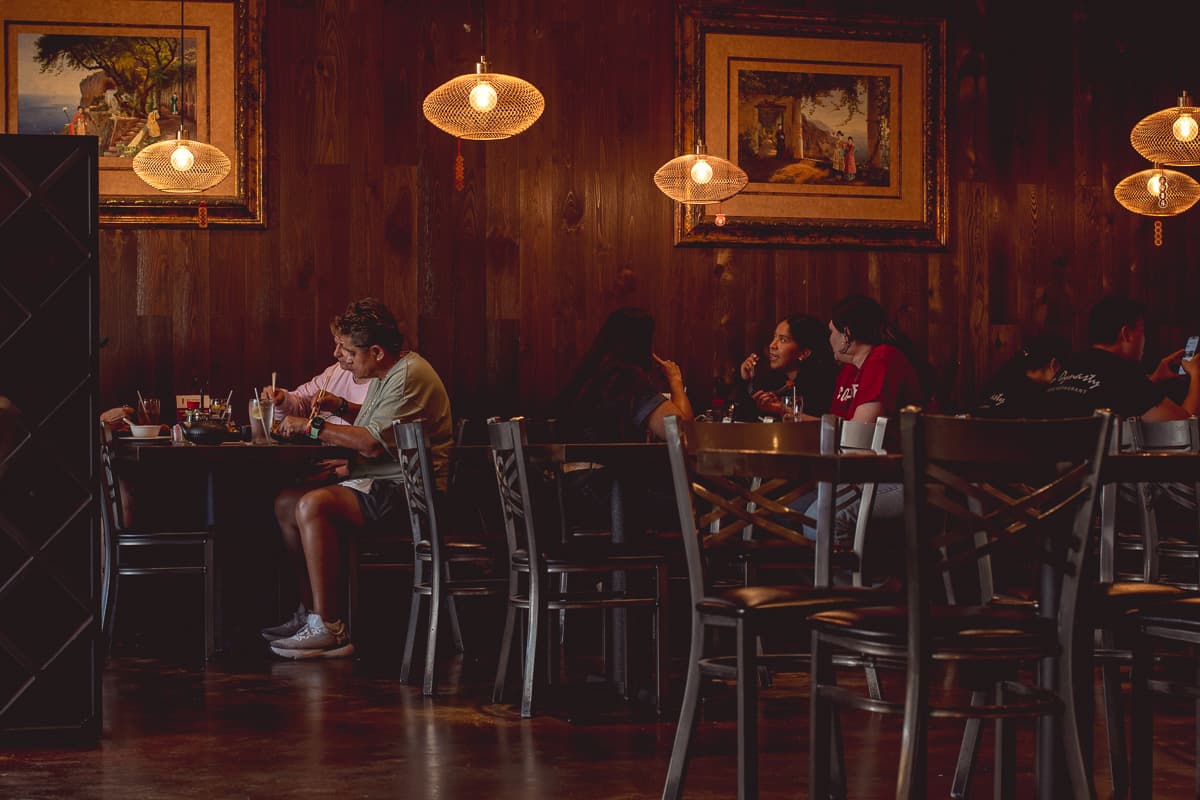 Interior at Jun Dynasty (Photo by Jackie Tran)