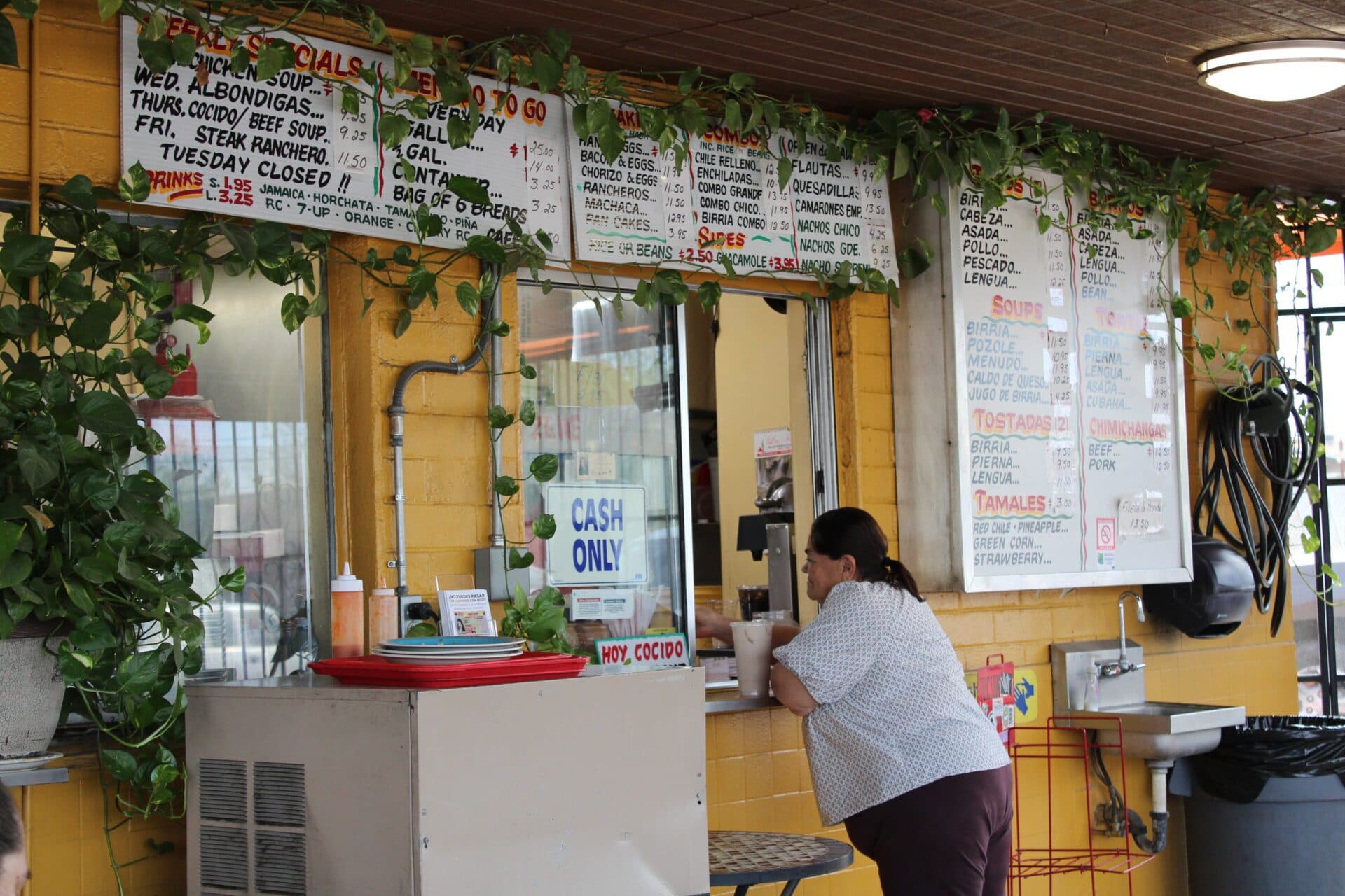 Birrieria Guadalajara Serves 40 Years of Family Flavor in Tucson