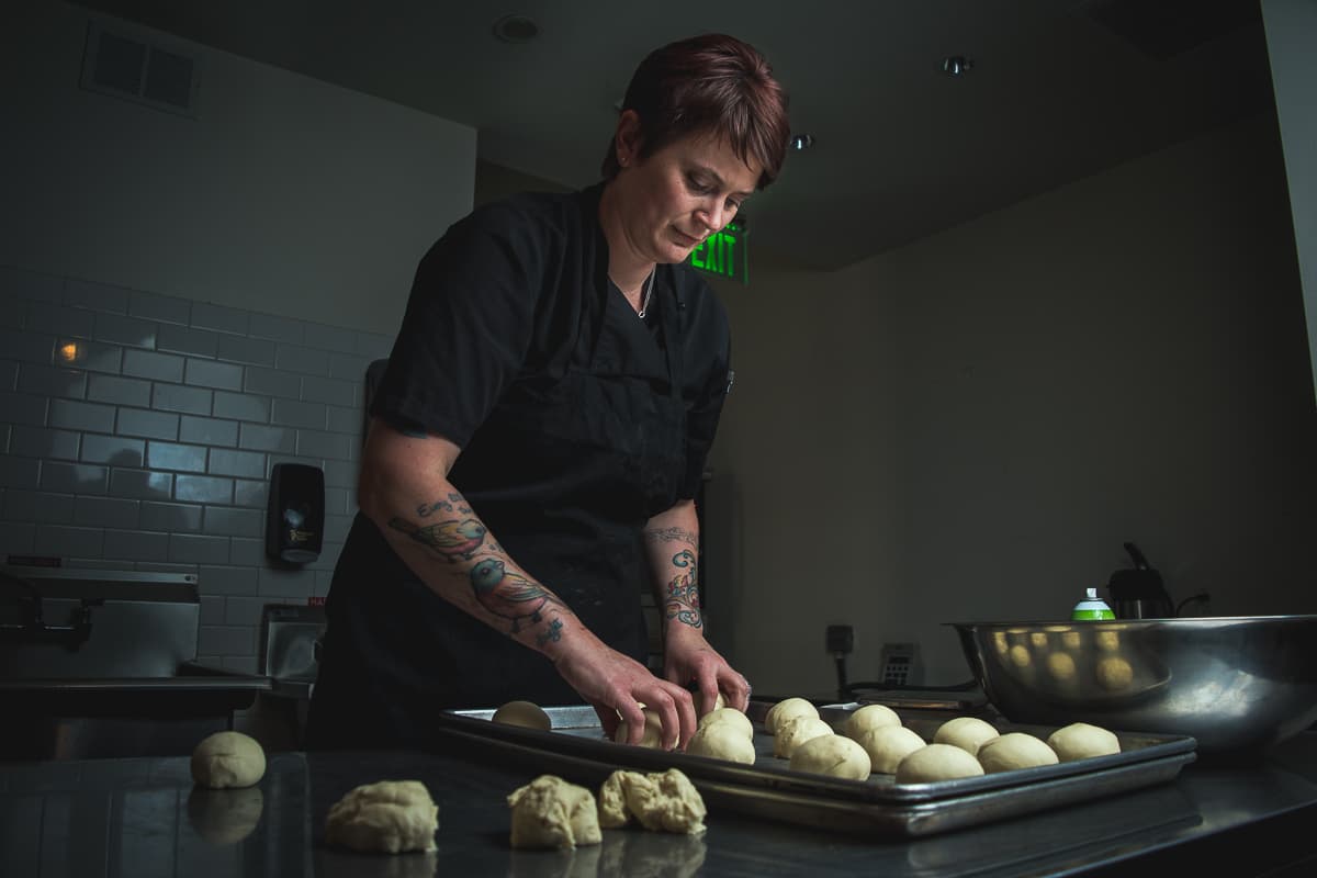 aka Deli & Bakeshop executive pastry chef Jaime Lawhorn making bagels (Credit: Jackie Tran)
