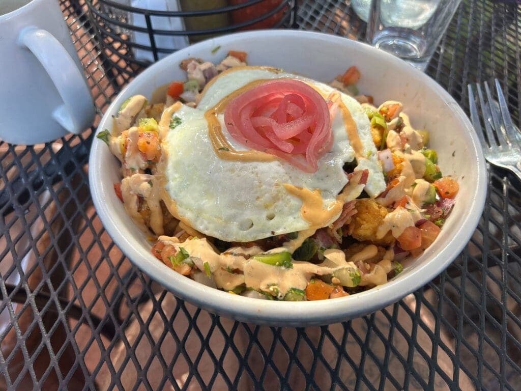 a bowl of food on a plate
