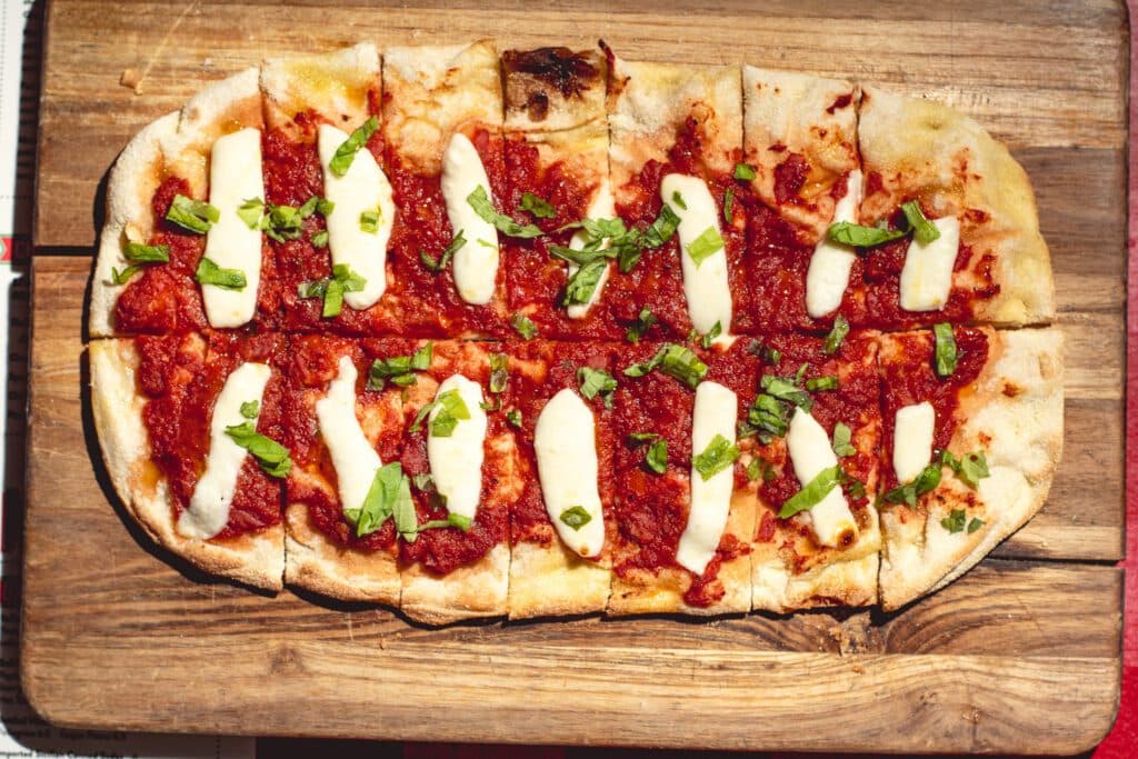 Roman Pizza at Mama Louisa's (Photo by Jackie Tran)