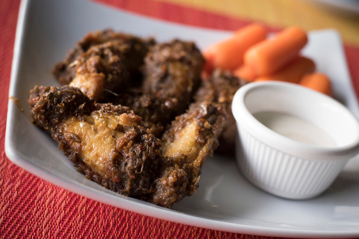 Jerk wings at CeeDee Jamaican Kitchen (Credit: Jackie Tran)