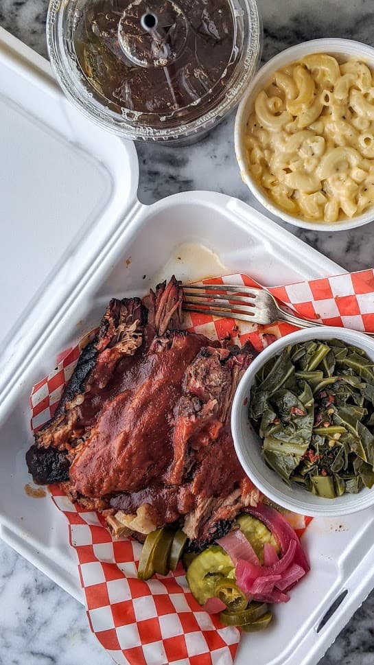 Fatty brisket plate at Smokey Mo (Credit: Jackie Tran)