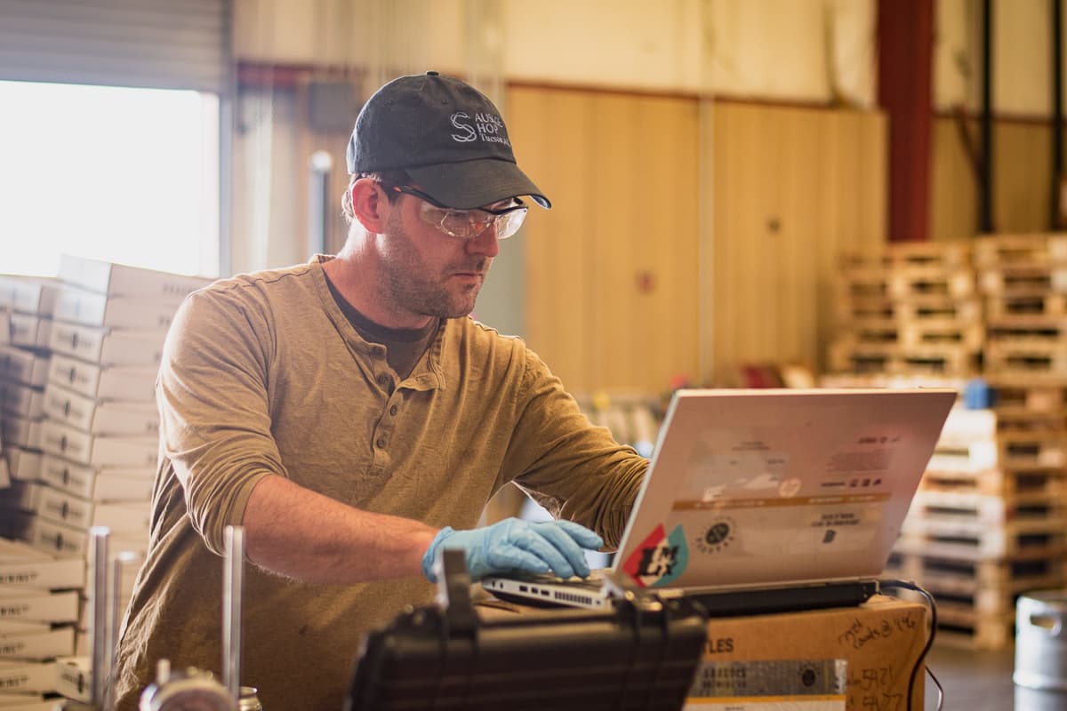 Dragoon Brewing Co. head brewer and co-founder Eric Greene (Credit: Jackie Tran)