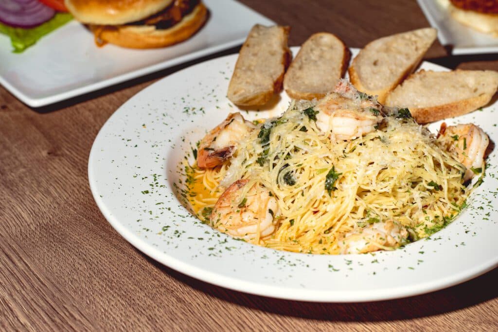 Shrimp Scampi Pasta at Teaspoon on River Road (Photo by Jackie Tran)