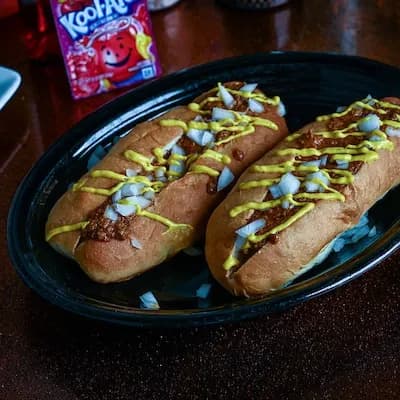 313 Detroit-Style Pizza & Coneys (Photo by J. Martin Harris Photography)