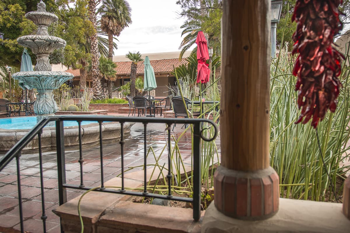 Patio at Poco & Mom's Cantina (Credit: Jackie Tran)
