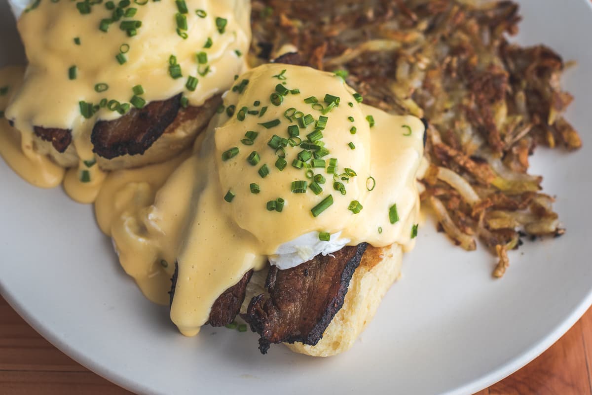 Eggs Benedict at Welcome Diner Tucson (Credit: Jackie Tran)