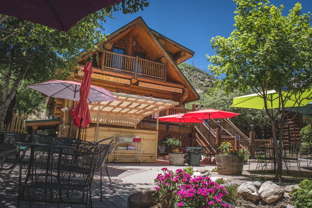 Mt. Lemmon Cookie Cabin (Credit: Jackie Tran)