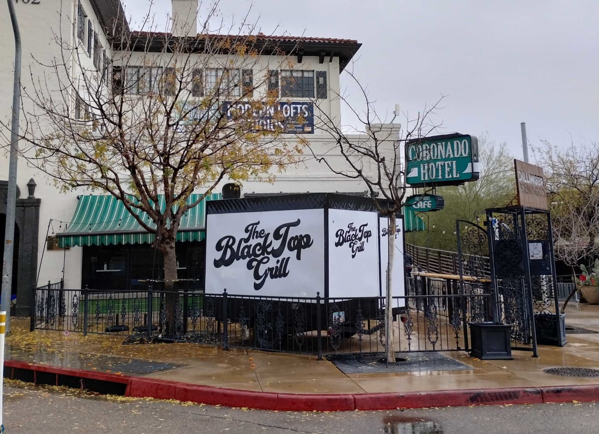 The Blacktop Grill trailer at Dillinger Brewing Company (Photo by Jessie Mance)