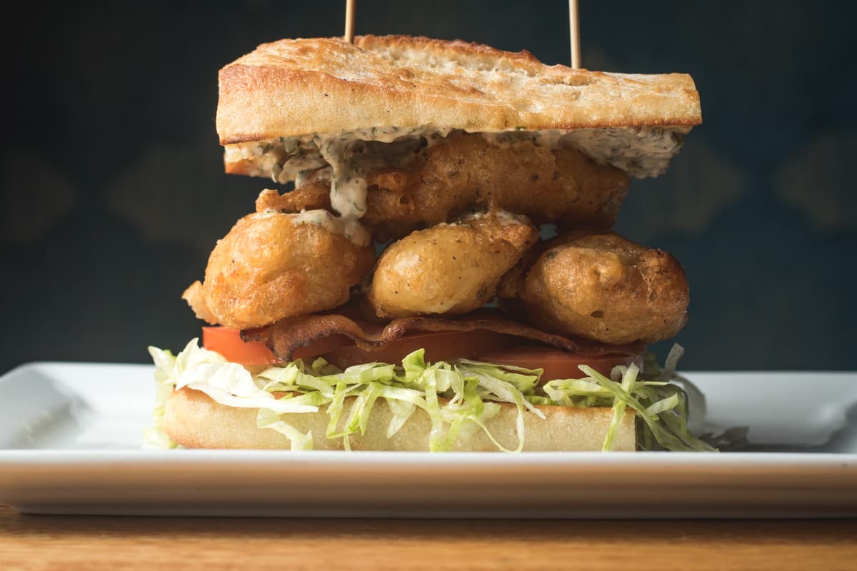 Oyster Po-boy at DOWNTOWN Kitchen + Cocktails (Credit: Jackie Tran)
