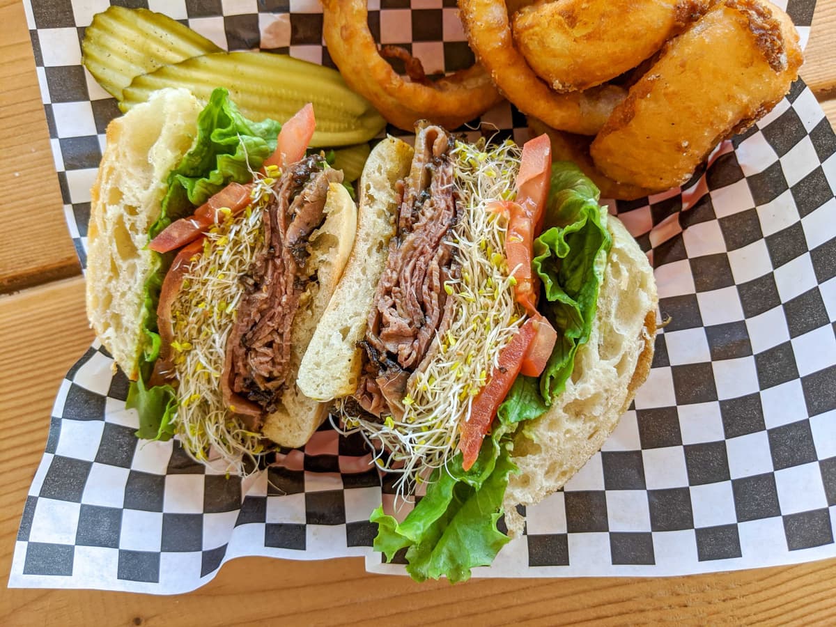 Roast Beef Pho Sandwich at Chef Chic (Credit: Jackie Tran)