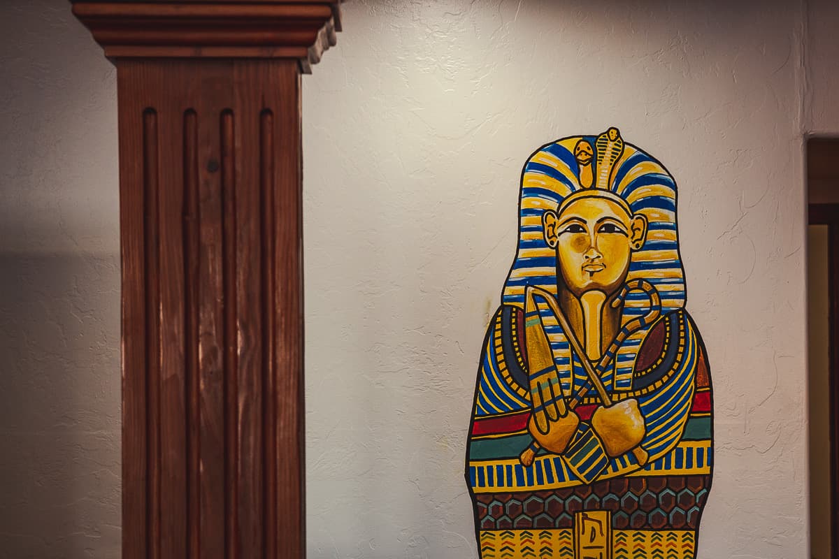 Mural in Alexandria's Pearl (Credit: Jackie Tran)
