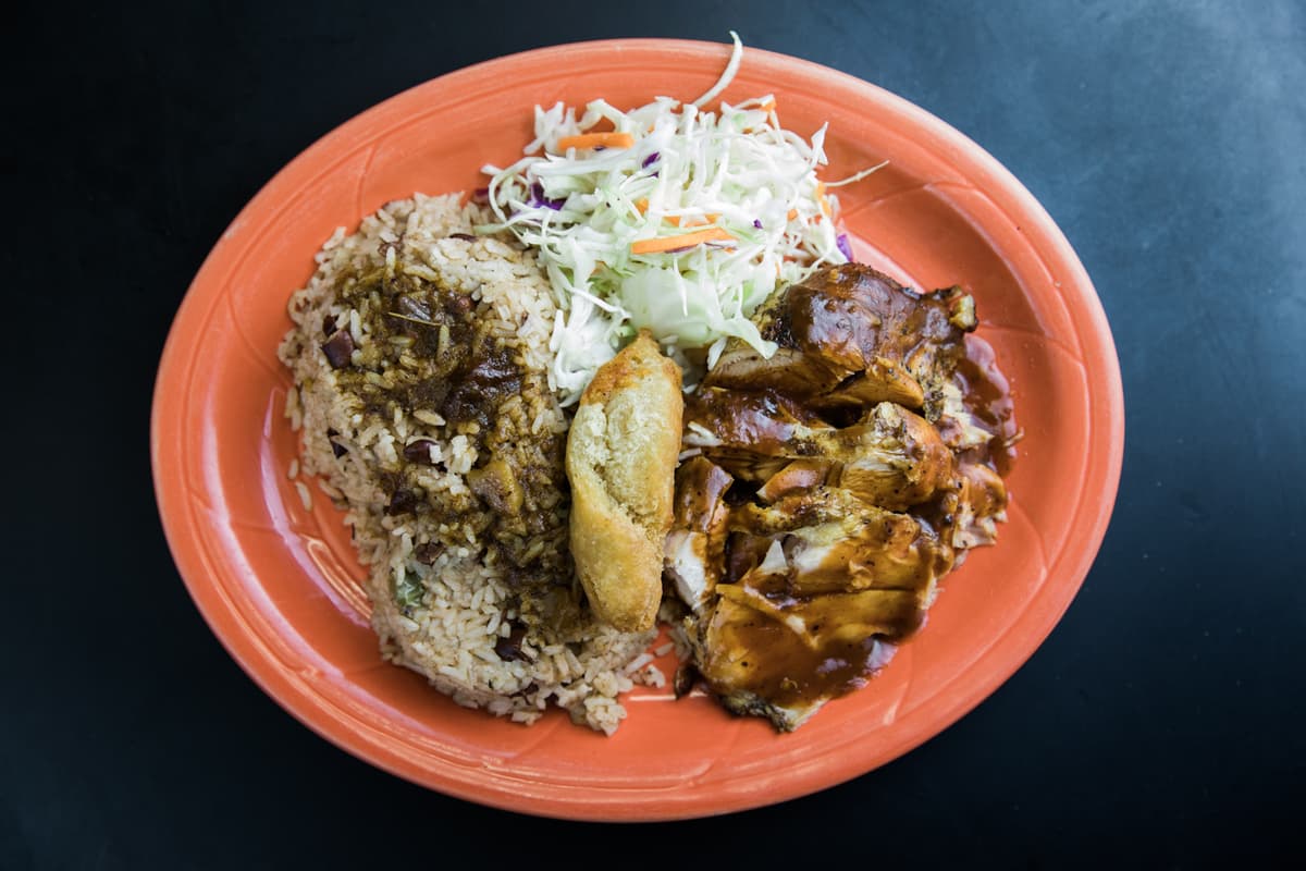 Jerk Chicken at D’s Island Grill JA (Credit: Taylor Noel Photography)