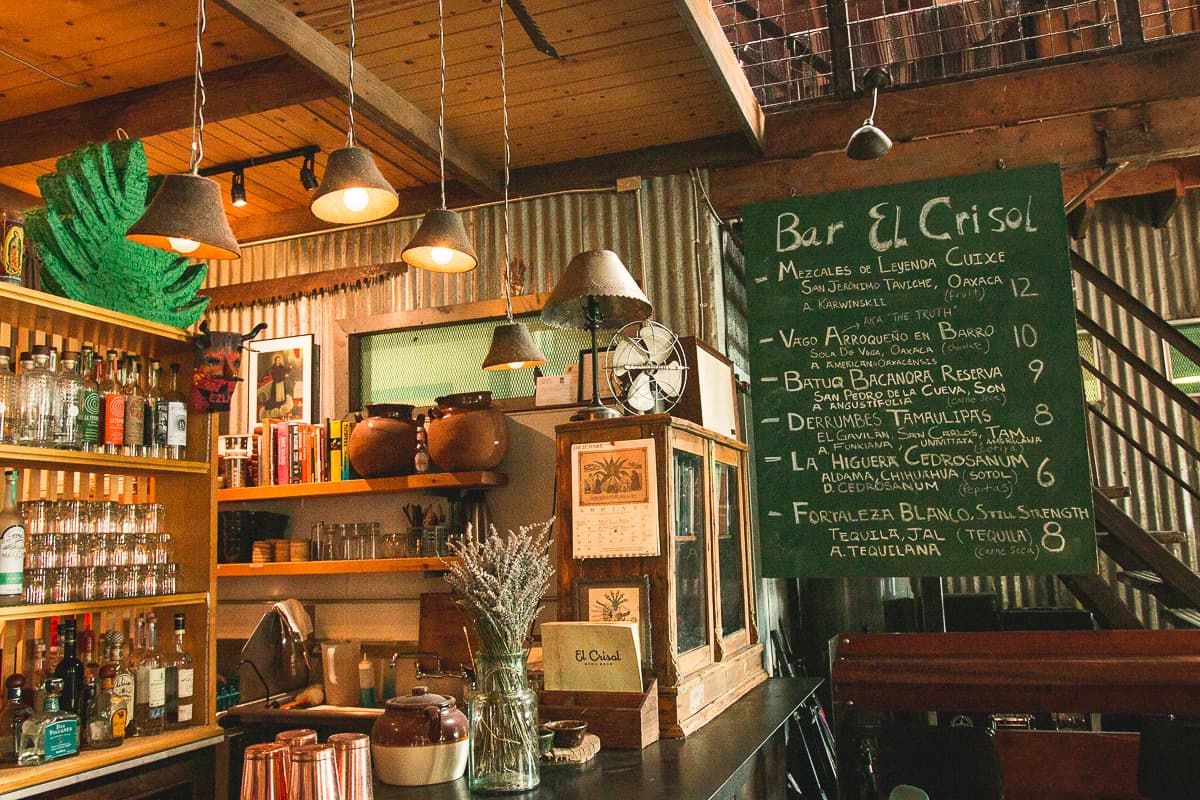 Interior at Exo Roast Co. / El Crisol Bar (Credit: Jackie Tran)