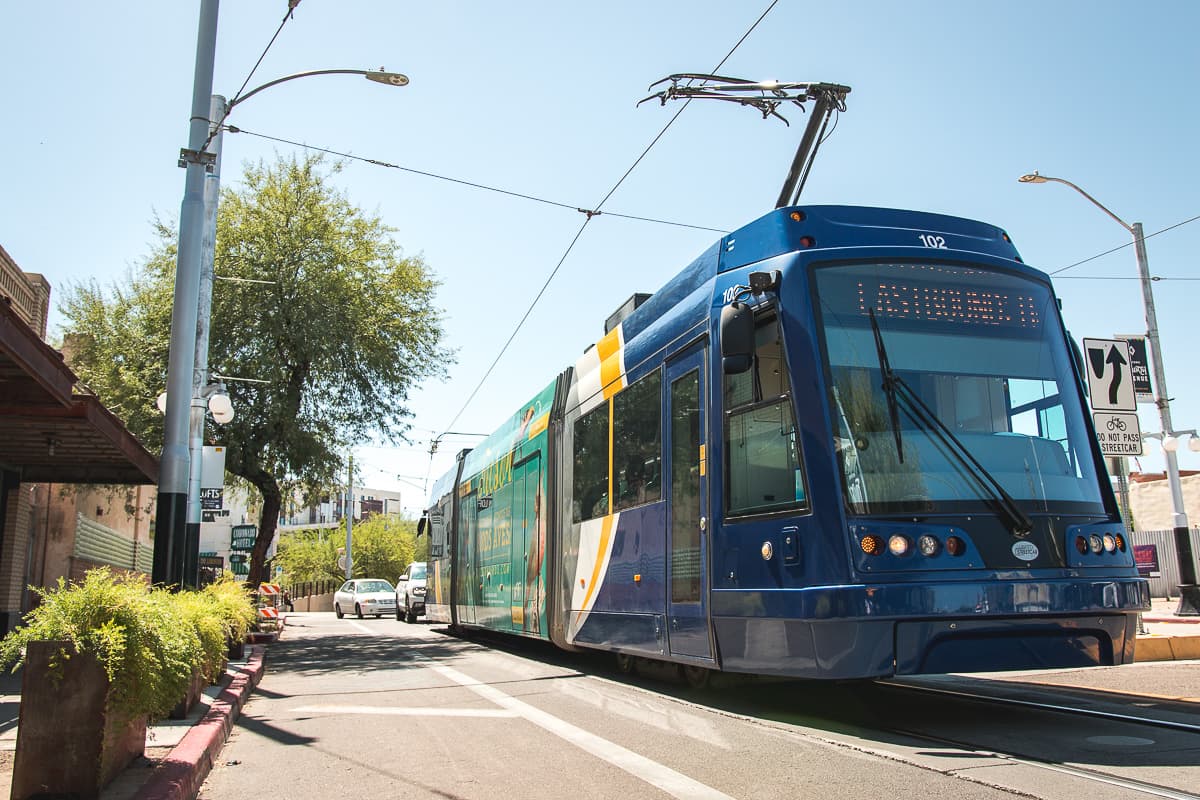 Sun Link on Fourth Avenue