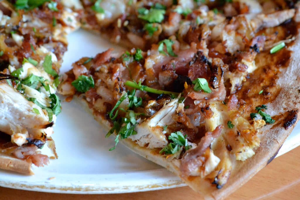 BBQ Chicken Wood Fired Pizza (GF/DF) at Zona 78 (Credit: Lacey & Suede)