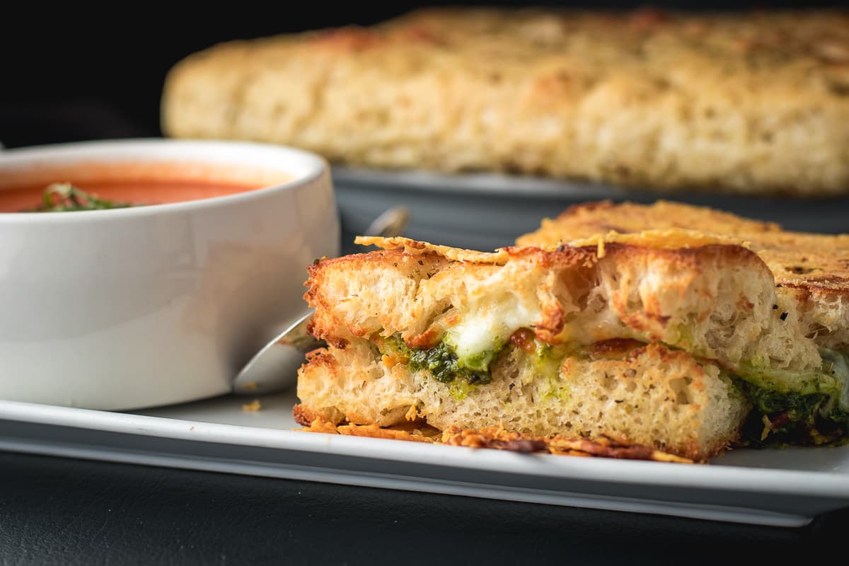 Grilled Cheese Sandwich and Tomato Soup at Renee's Organic Oven (Credit: Jackie Tran)