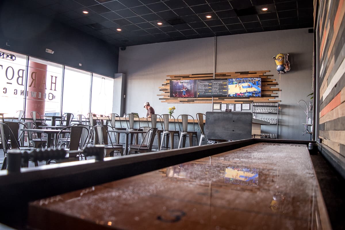 Taproom at Harbottle Brewing Company (Credit: Jackie Tran)