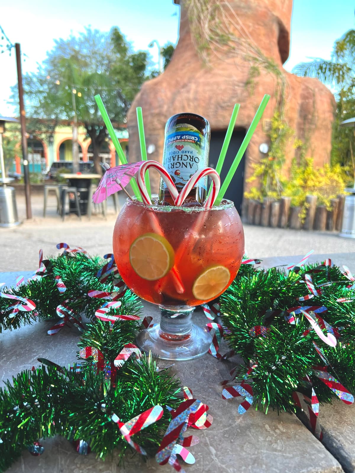 Apple Spice Holiday Fishbowl (Photo courtesy of The Hut)