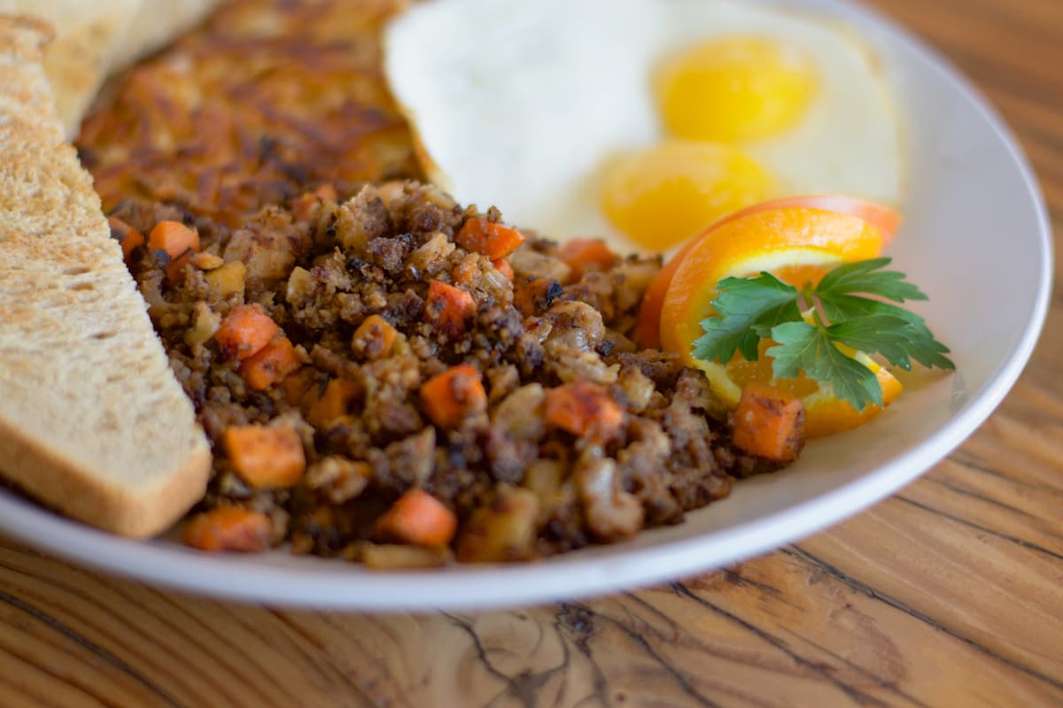 Prime Roast Beef Hash at Ghini's