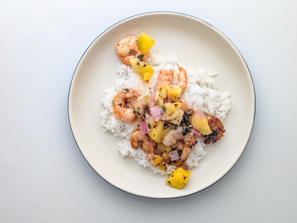 Dream Dinners chipotle shrimp, mango salsa, and jasmine rice (Photo by Jackie Tran)