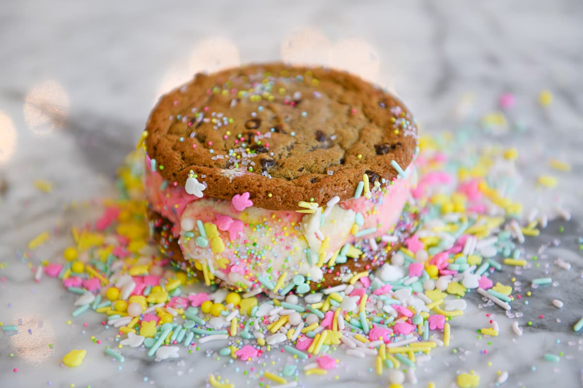HUB Ice Cream Parlor