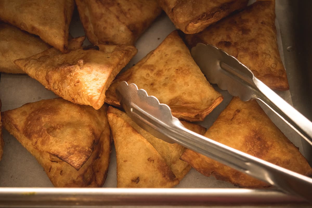 Samosas at the buffet in India Oven (Credit: Jackie Tran)