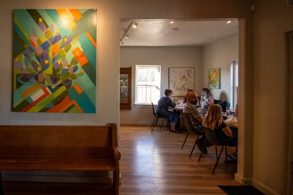 Dining room at Sunshine Wine (Photo by Jackie Tran)