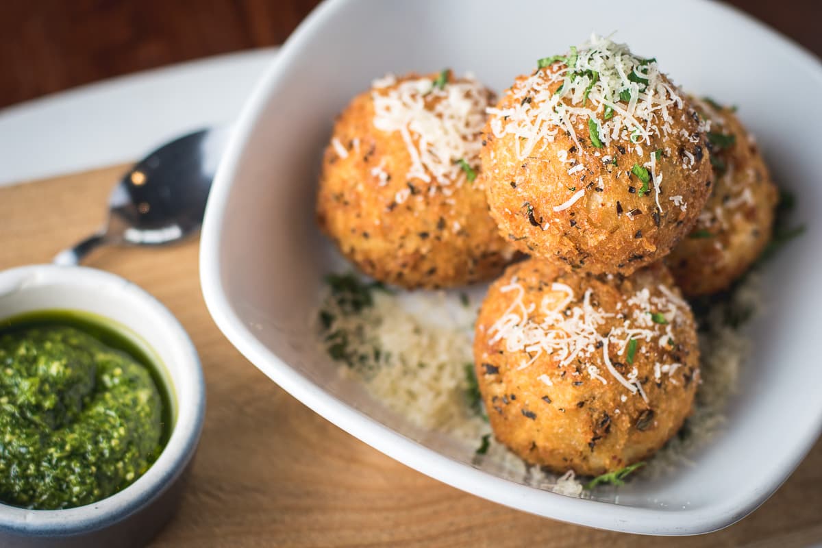 Italian restaurants in Tucson Arancini and Pesto at Zona 78 (Credit: Jackie Tran)