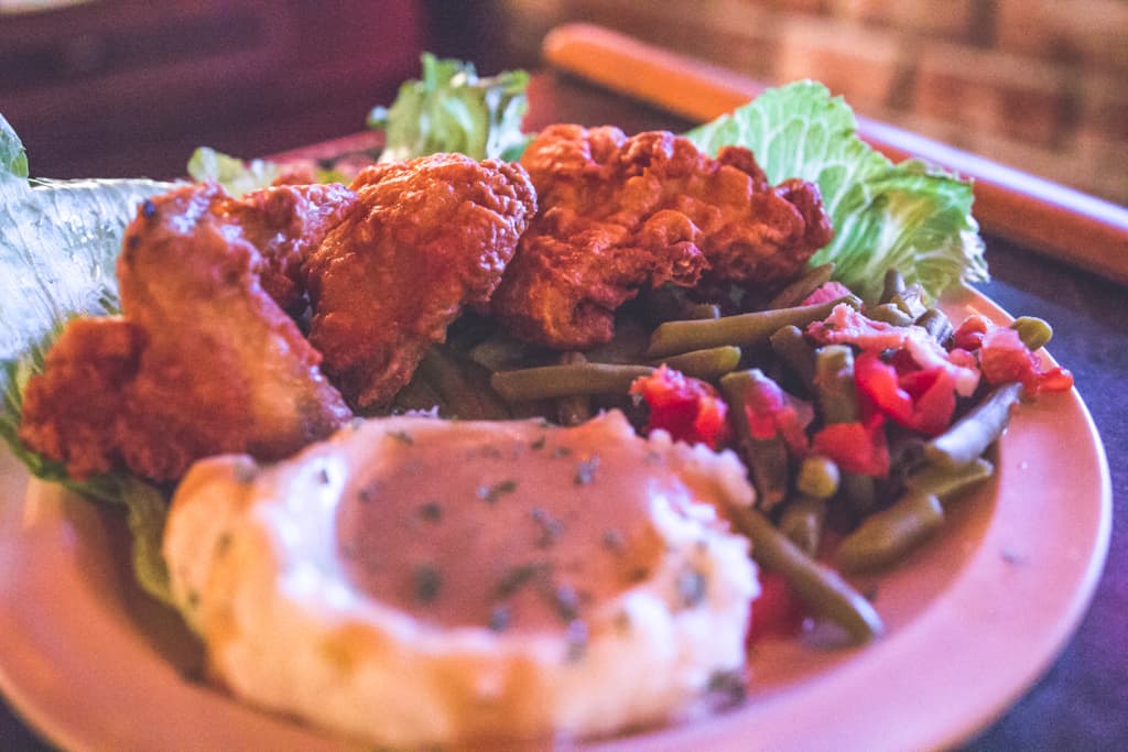 Fried Chicken at Nevada Smith's (Photo by Shana Gegantoca)