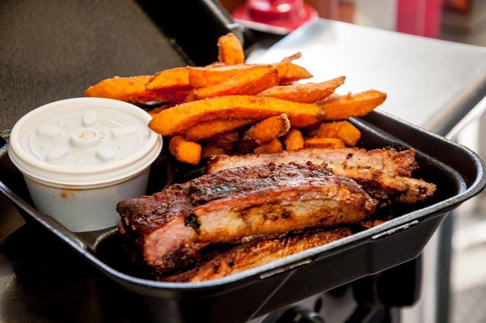 (Credit: Ken's Hardwood Barbecue on Facebook)