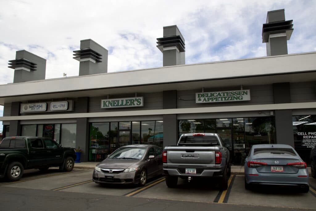 Kneller's Delicatessen & Appetizing (Photo by Hannah Hernandez)