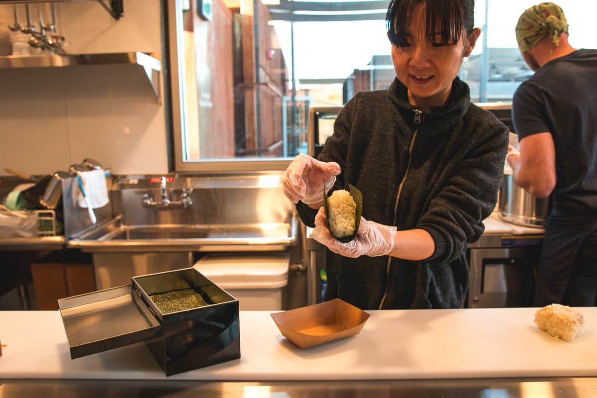 Onigiri creation at Kukai (Credit: Jackie Tran)