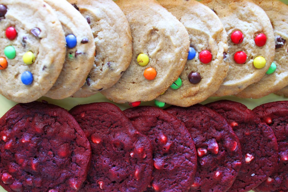 Cookies at La Baguette Parisienne (Photo by Mark Whittaker)