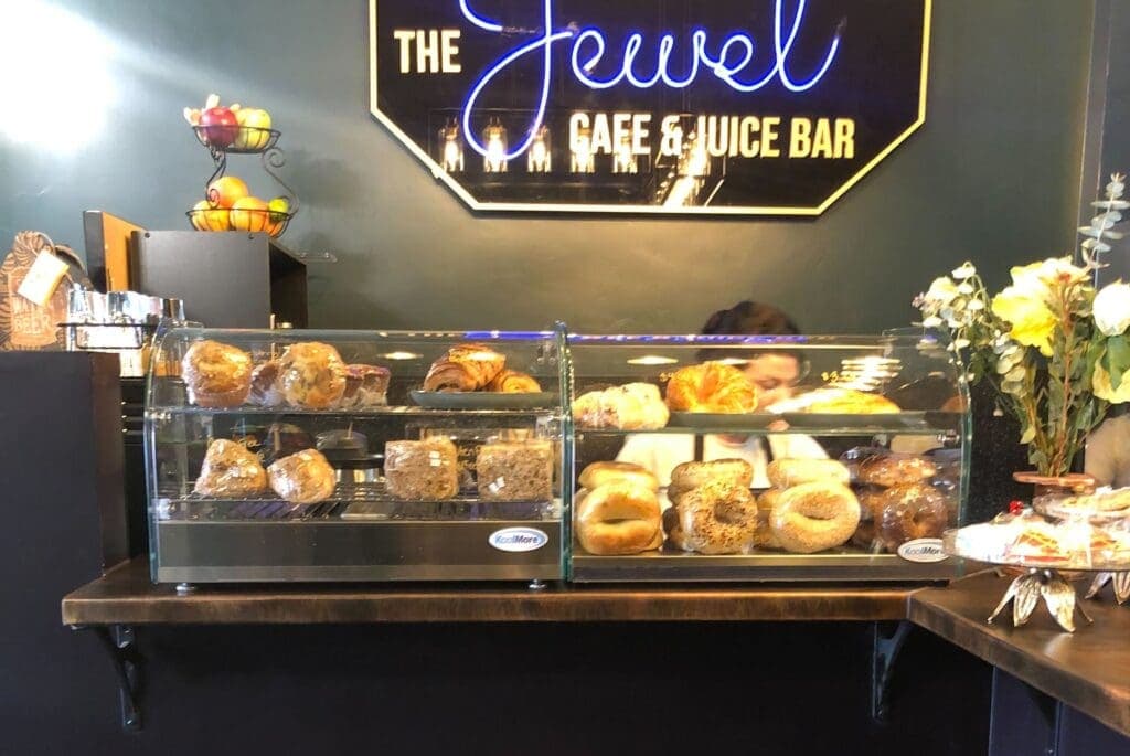 a bunch of food is on display in a store