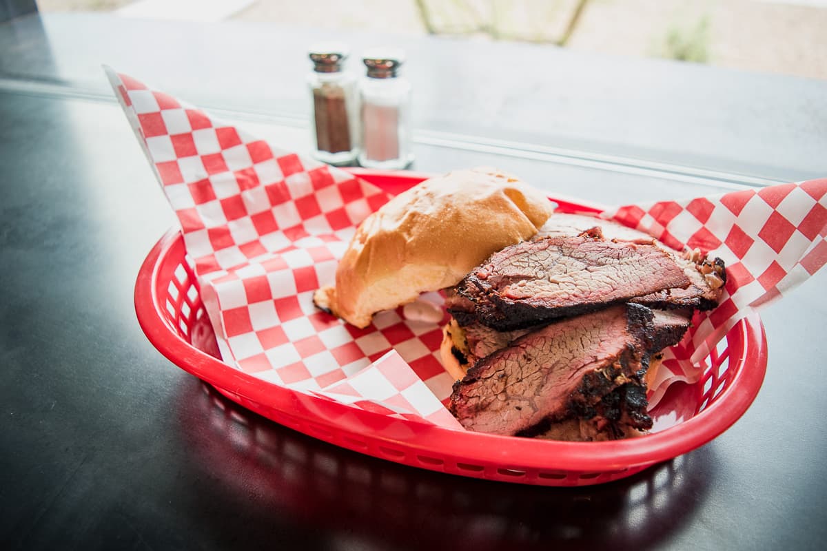 Smokey Mo tri tip sandwich (Credit: Jackie Tran)