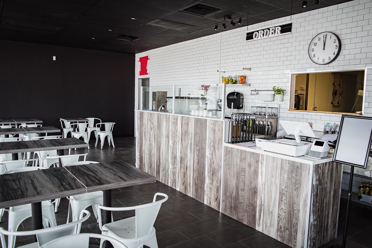 Interior at Noodleholics (Credit: Jackie Tran)