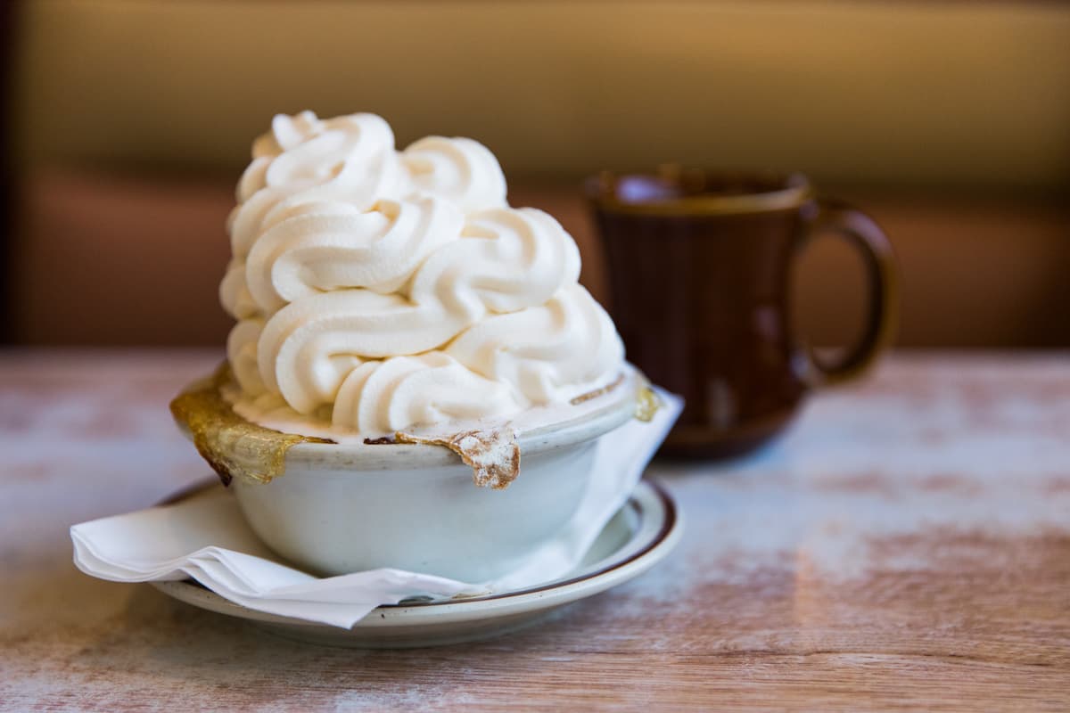 TTT Apple Pie at Omar's Hi-Way Chef Restaurant (Credit: Taylor Noel Photography)