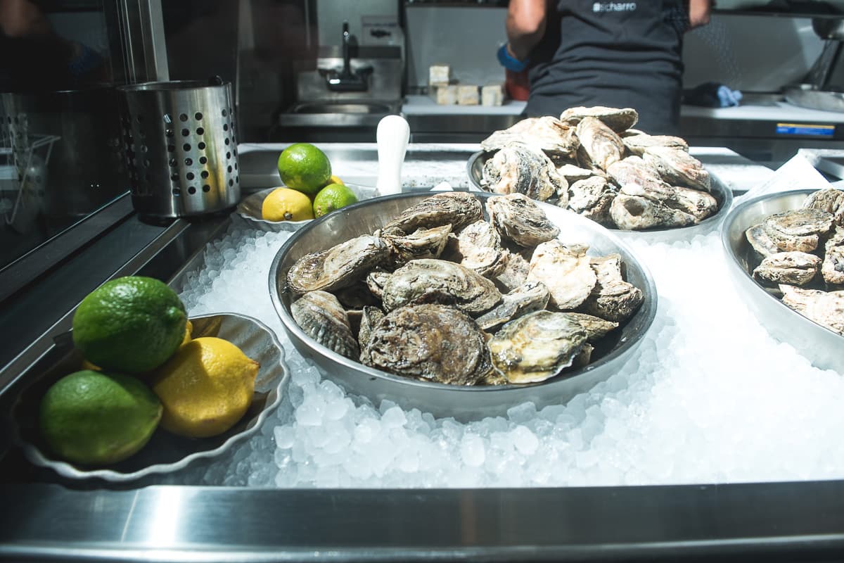 Oysters at Charro del Rey (Credit: Jackie Tran)