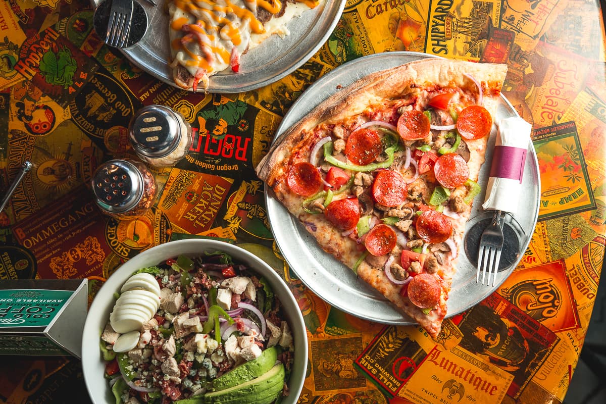 Pizza and salad at 1702 (Credit: Jackie Tran)