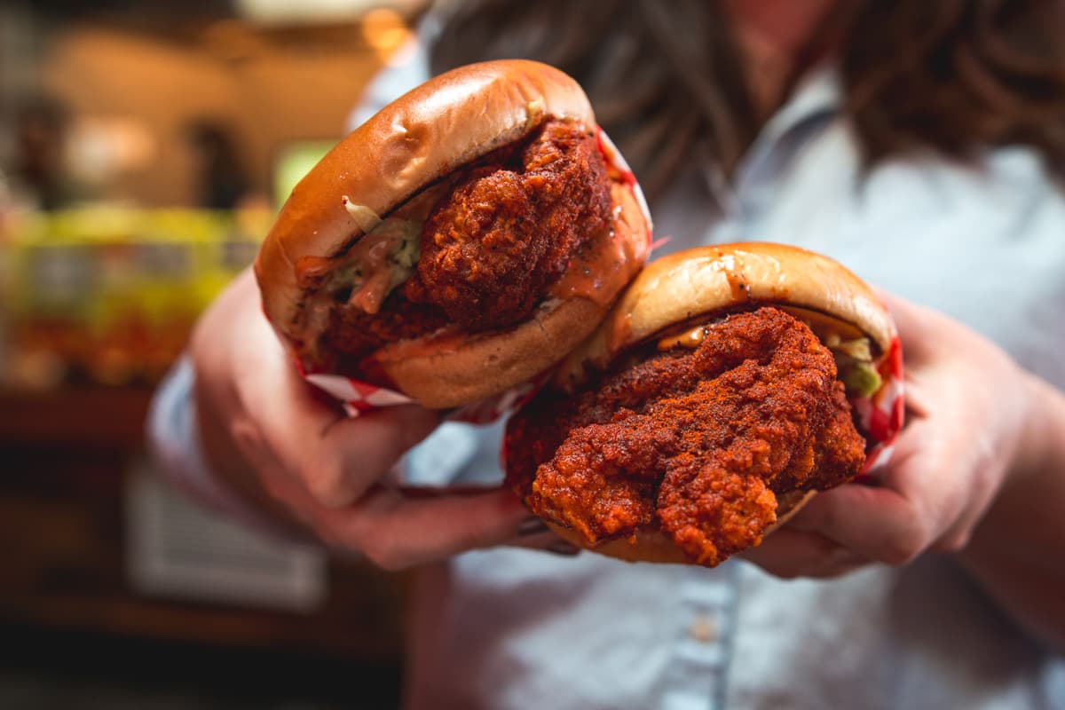 Pops Hot Chicken sandwiches at American Eat Co. (Credit: Jackie Tran)