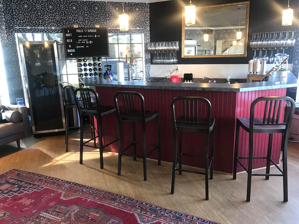 Public Taphouse