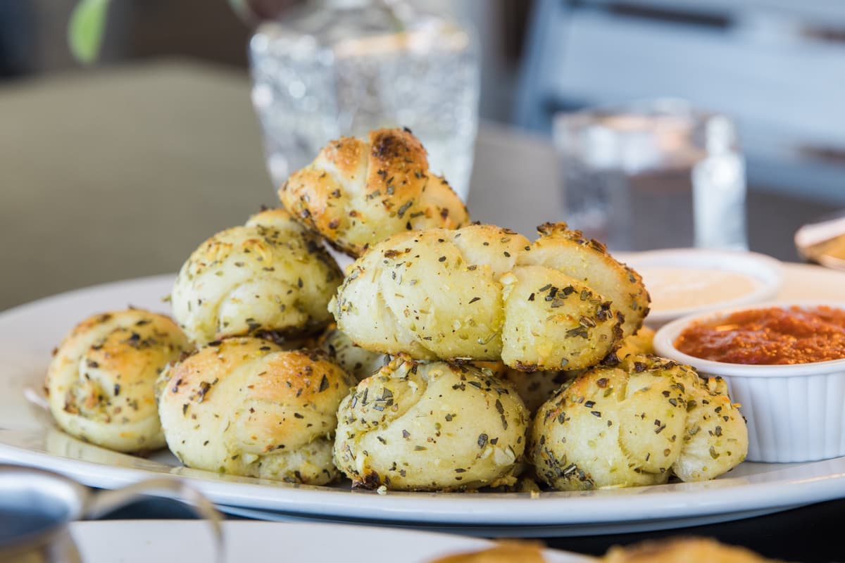 Garlic Knots at Renee's (Photo by Taylor Noel Photography)