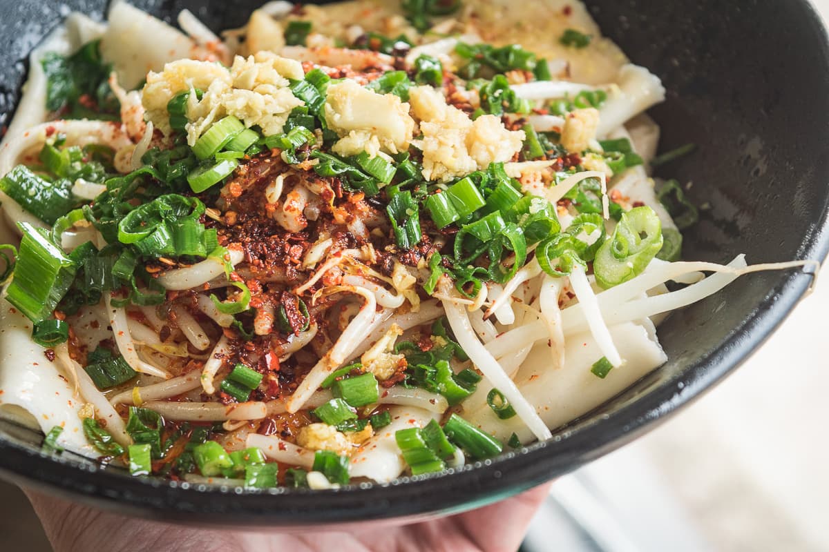 Xian Oil Splashing Noodle at Fatman Kitchen (Credit: Jackie Tran)