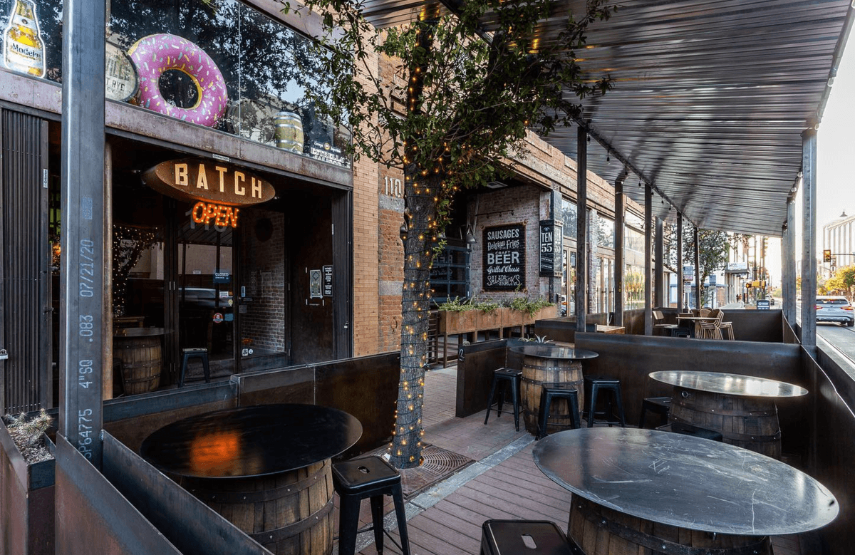 Batch Cafe & Bar