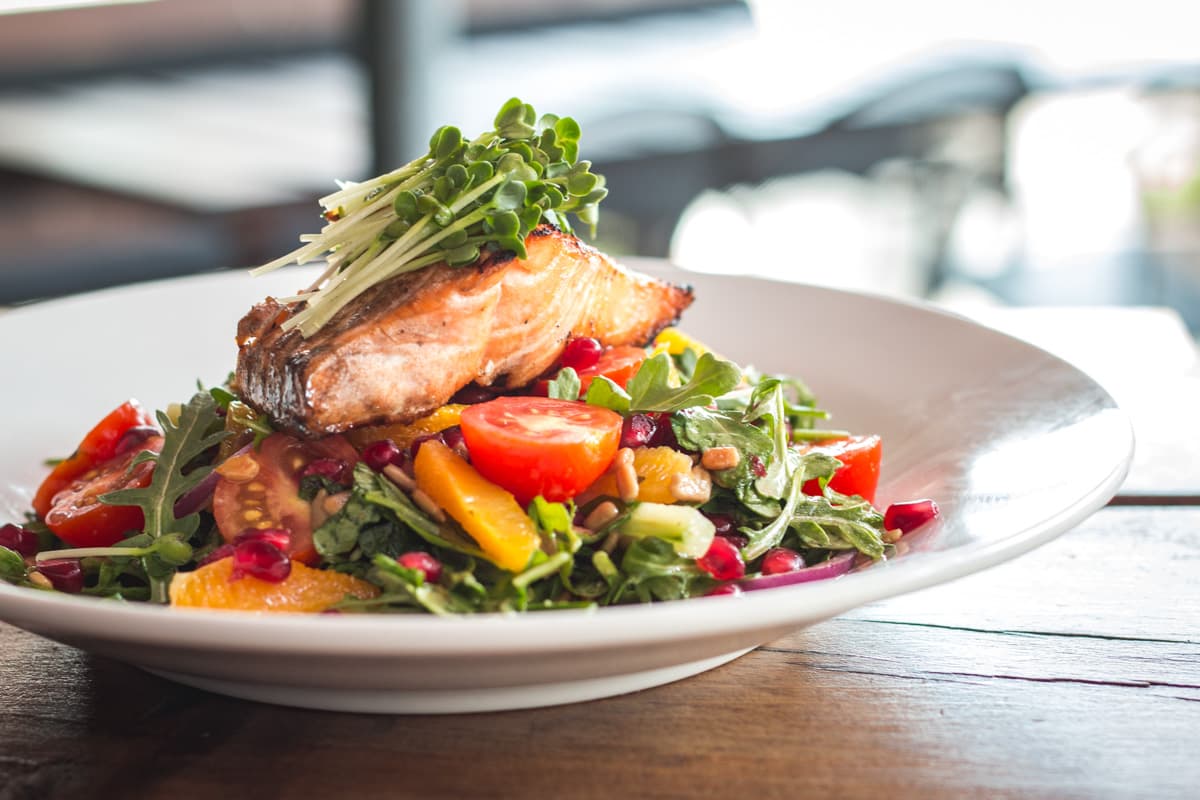 Salmon Salad at Ermanos Craft Beer & Wine Bar (Credit: Jackie Tran)