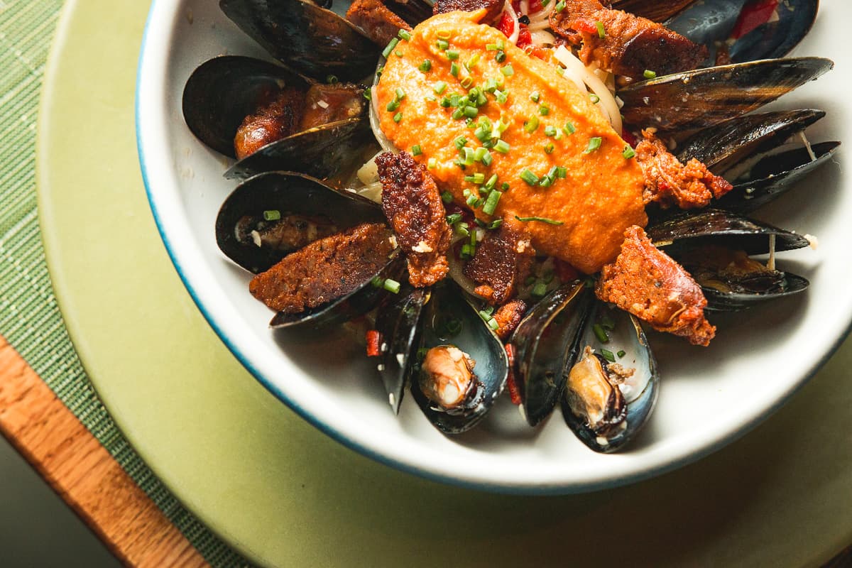 Prince Edward Island Mussel + Spaghetti at DOWNTOWN Kitchen + Cocktails